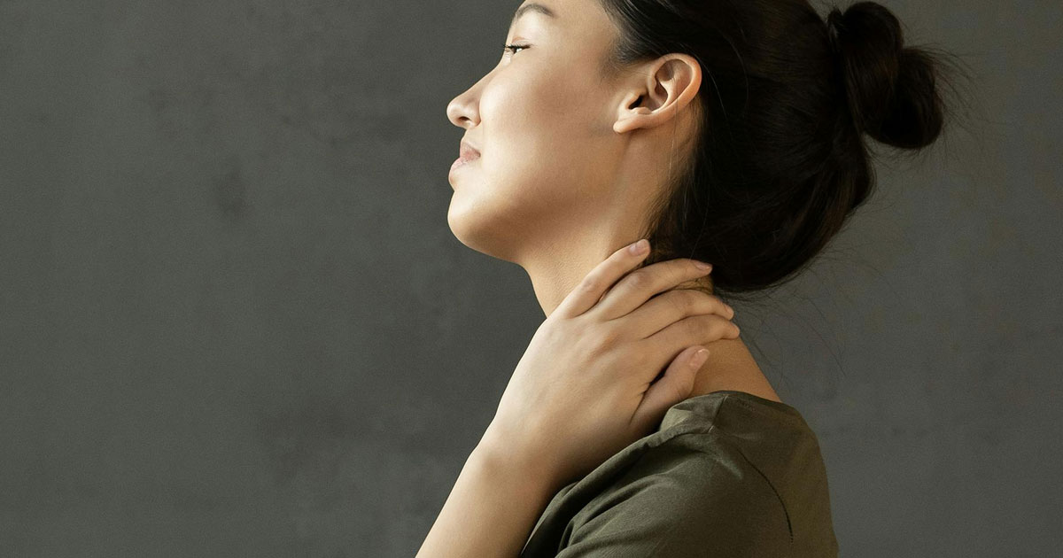 At 4D Health and Performance, we've worked with countless patients suffering from acute neck pain, and are passionate about helping people move from pain to performance through personalised care.